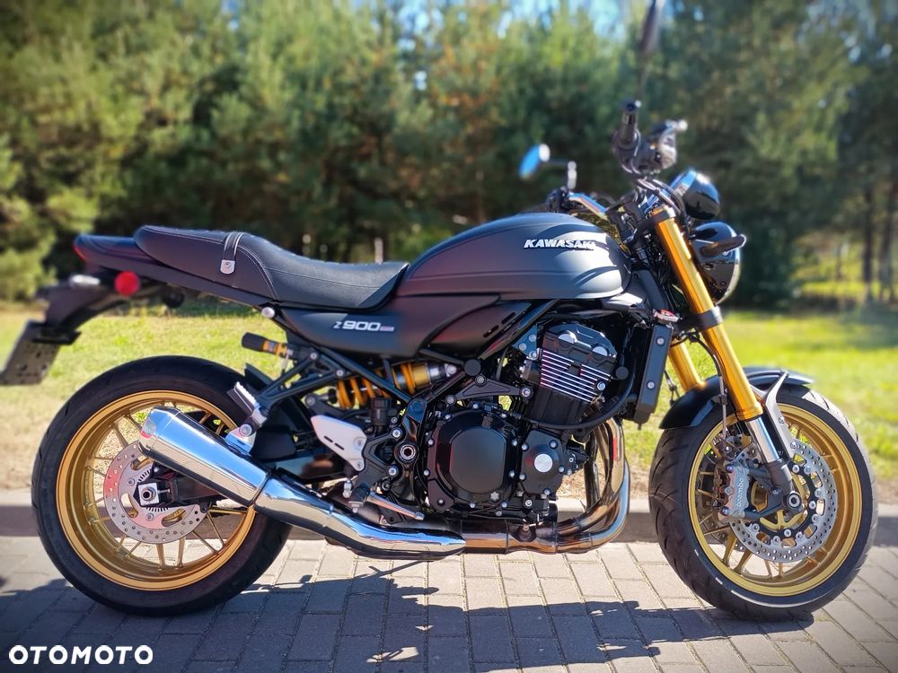 Kawasaki Z 900 RS - 2