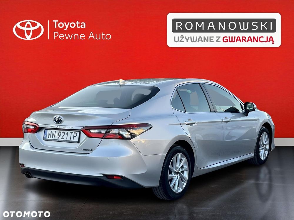 Toyota Camry 2.5 Hybrid Comfort CVT - 2