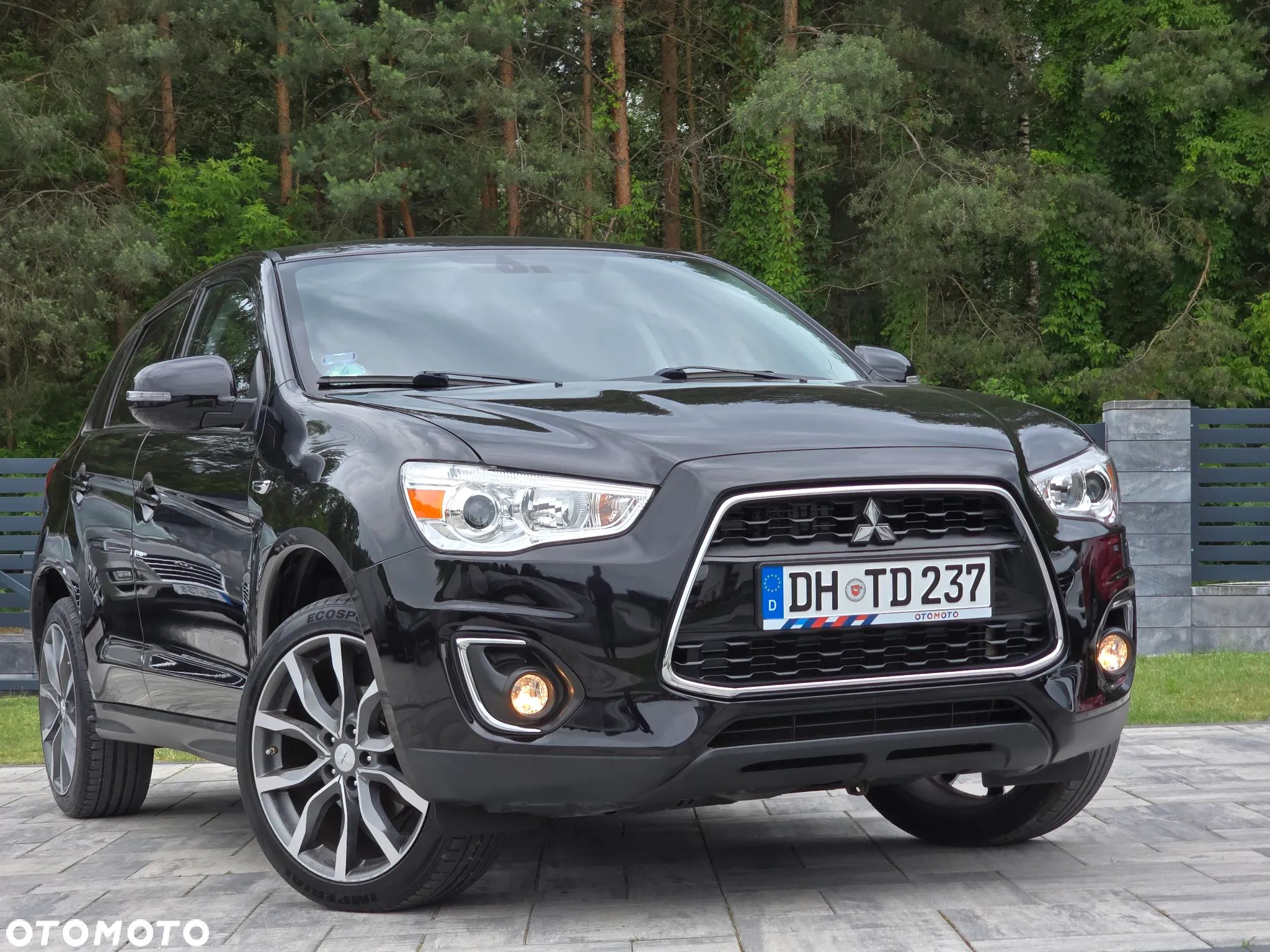 Mitsubishi ASX 1.6 2WD Diamant Edition - 1
