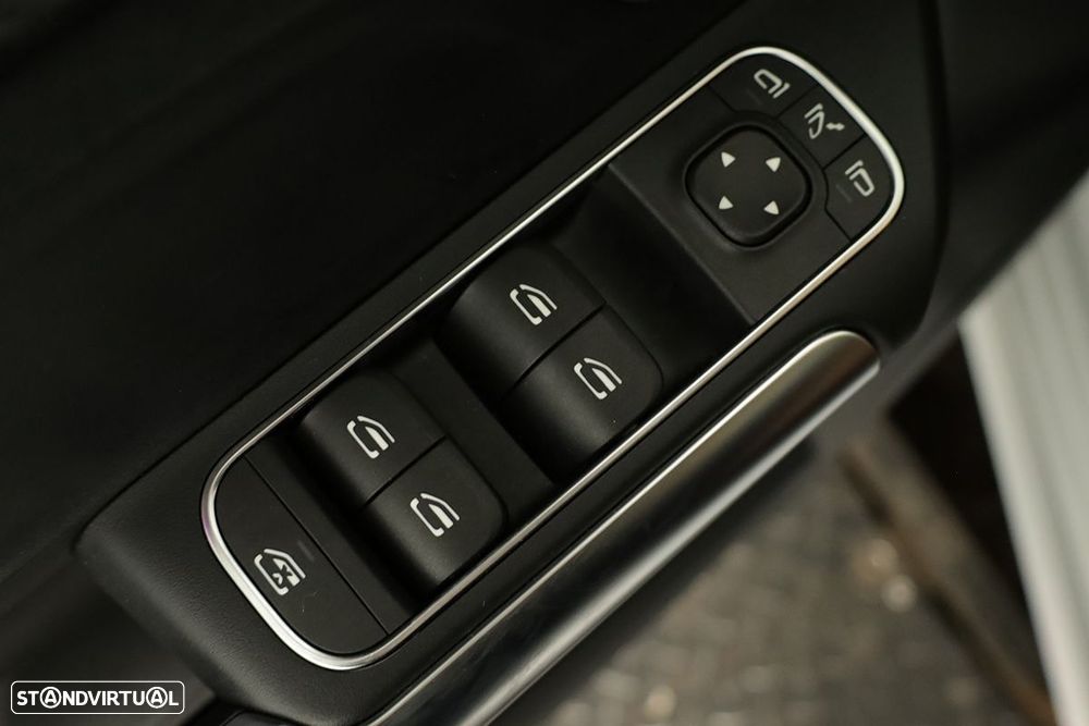 Mercedes-Benz B 250 e AMG Line - 20