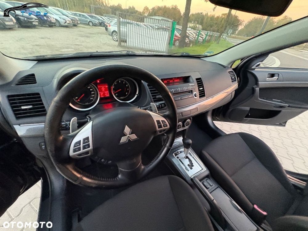 Mitsubishi Lancer 1.8 Clear Tec CVT Plus - 14