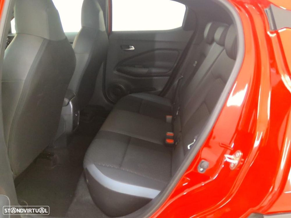 Nissan Juke 1.0 DIG-T DCT N-Connecta - 8