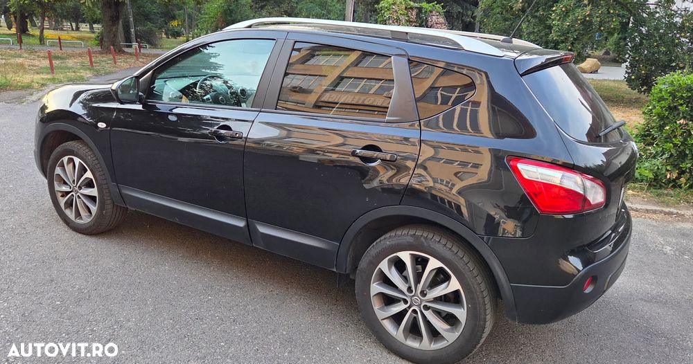 Nissan Qashqai 1.6 DCI Start/Stop 4X4-i Tekna - 2