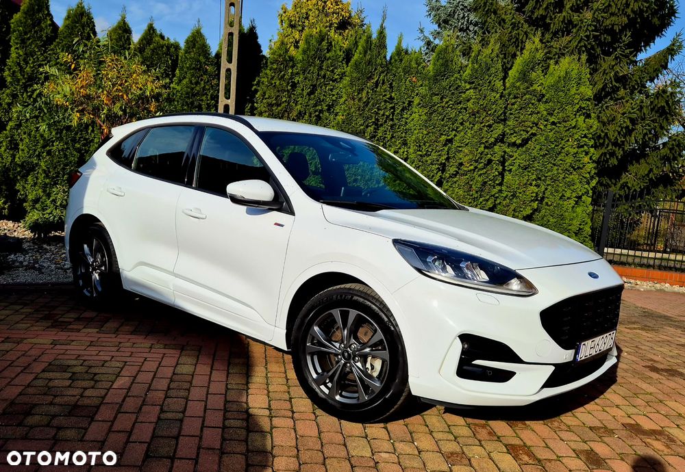 Ford Kuga Plug-in Hybrid ST-LINE - 3