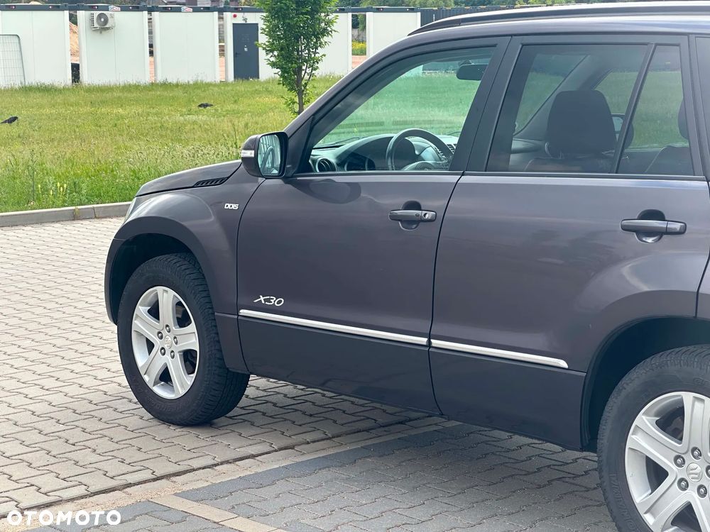 Suzuki Grand Vitara 1.9 DDiS Comfort - 19