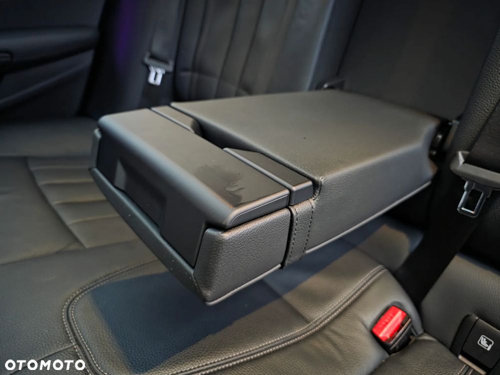 BMW Seria 5 520d M Sport sport - 24