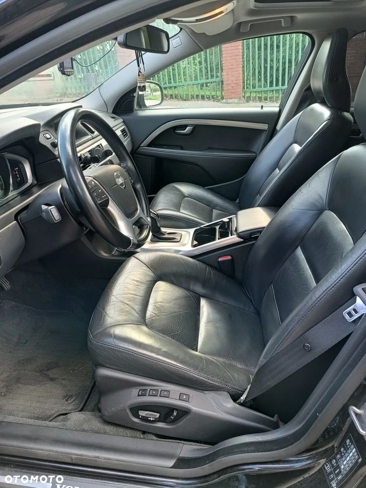 Volvo V70 D4 Geartronic Momentum - 11