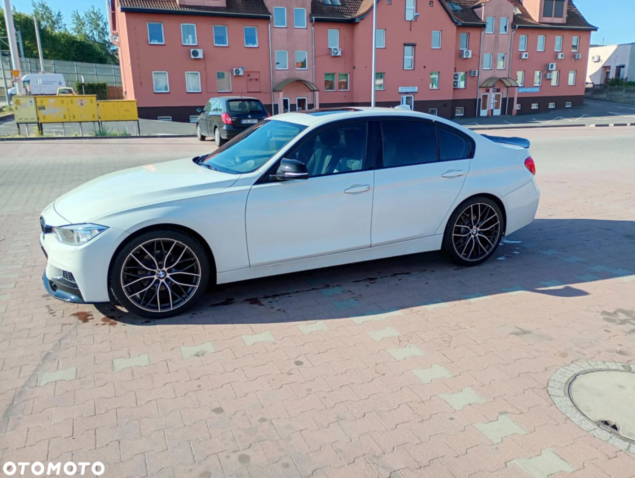 BMW Seria 3 - 1