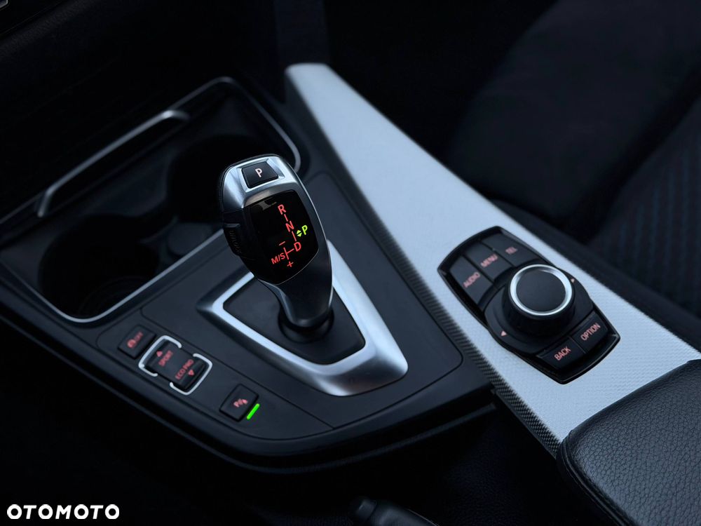 BMW Seria 3 320d M Sport Shadow sport - 30