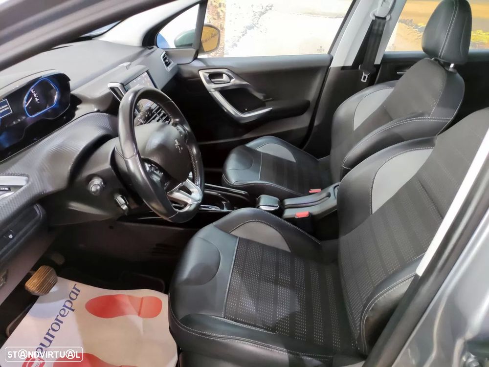 Peugeot 2008 PureTech 110 Stop&Start EAT6 Allure - 12