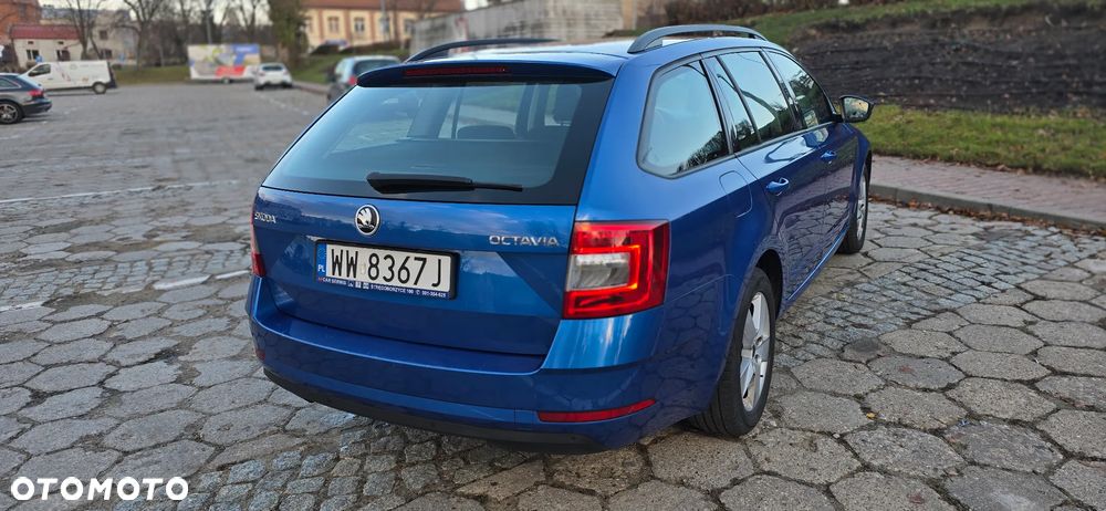 Skoda Octavia 1.6 TDI Ambition - 13
