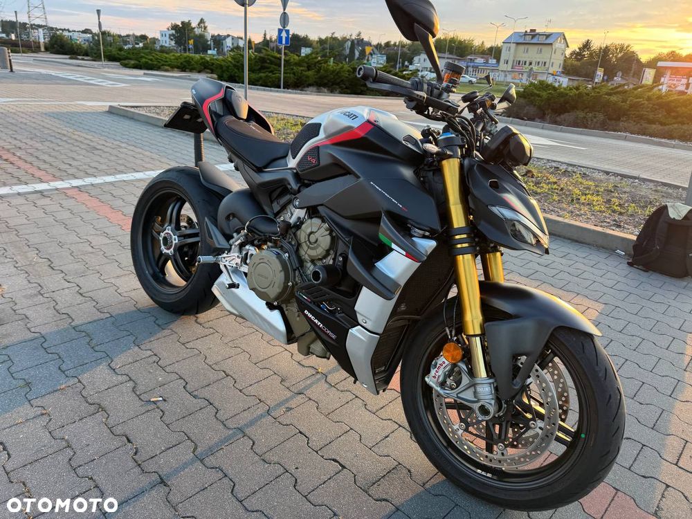 Ducati Streetfighter V4 - 11