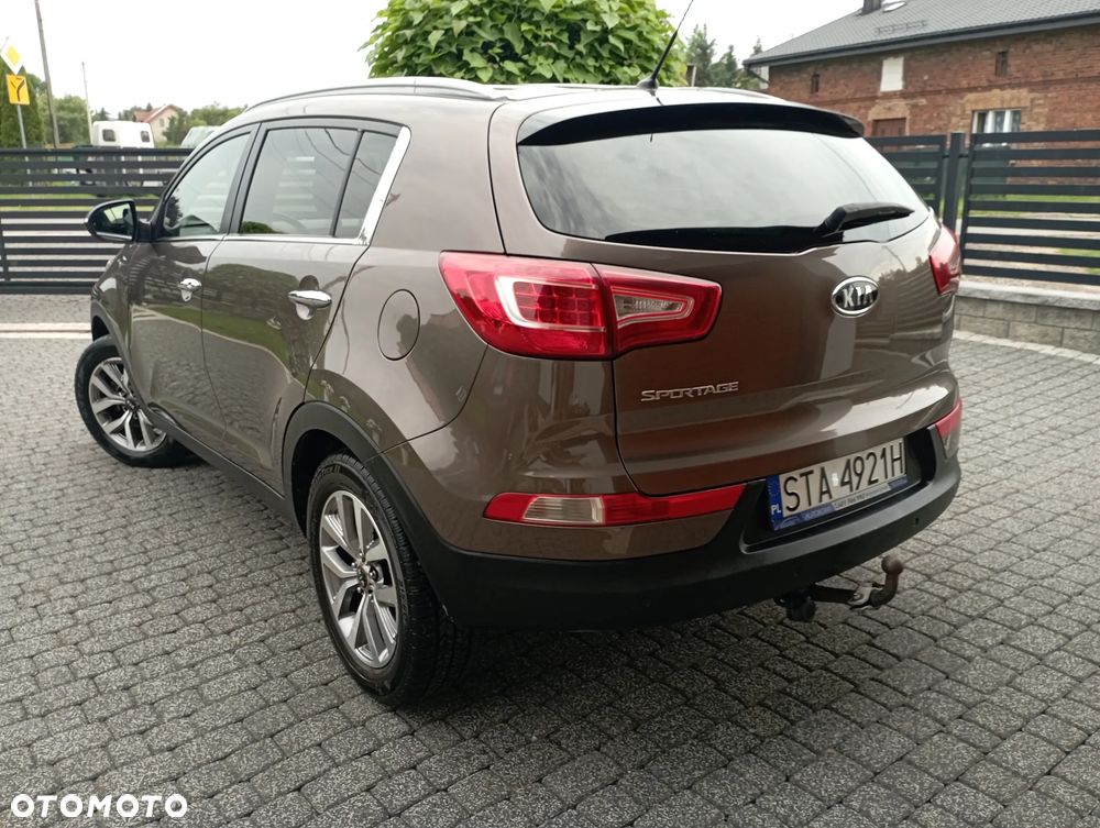 Kia Sportage 2.0 CVVT 2WD Attract - 5