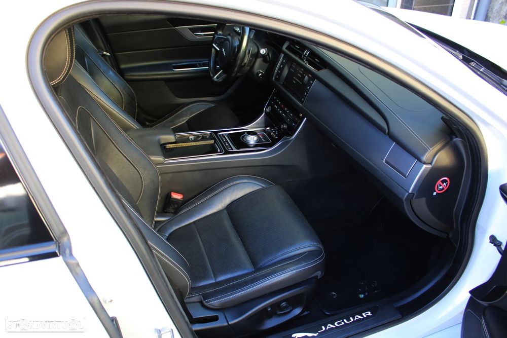 Jaguar XF E-Performance Aut. R-Sport - 30