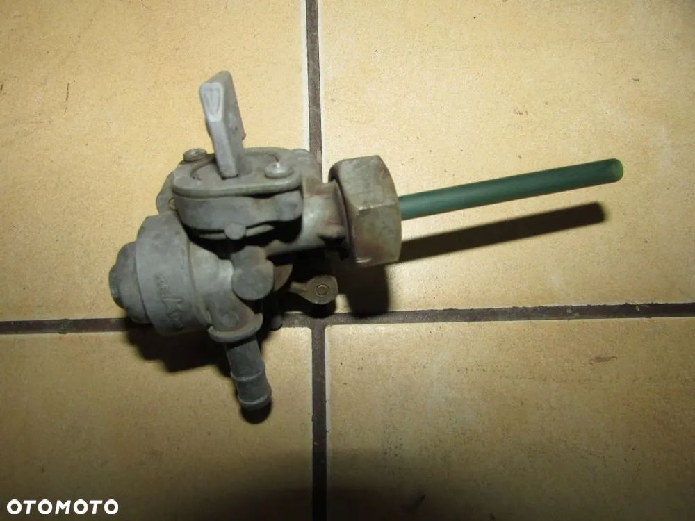 Honda Shadow VT500 kranik kran paliwa - 2