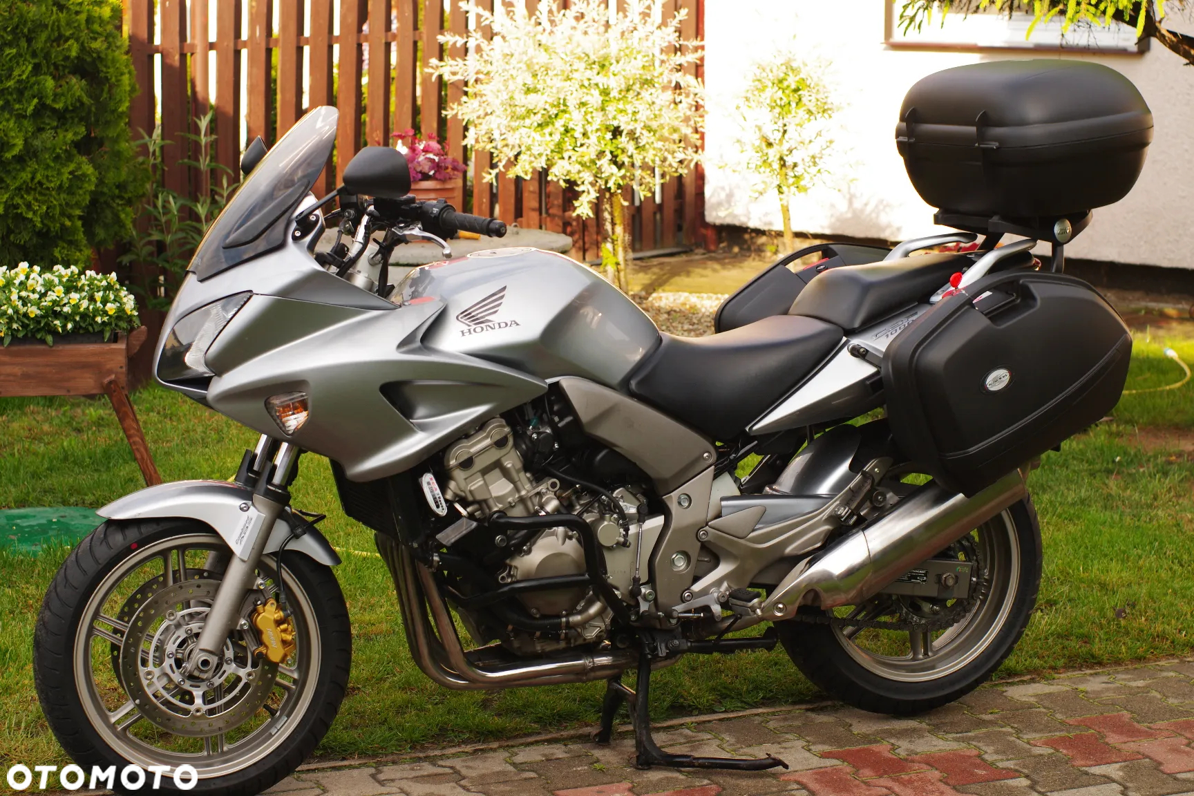 Honda CBF - 24