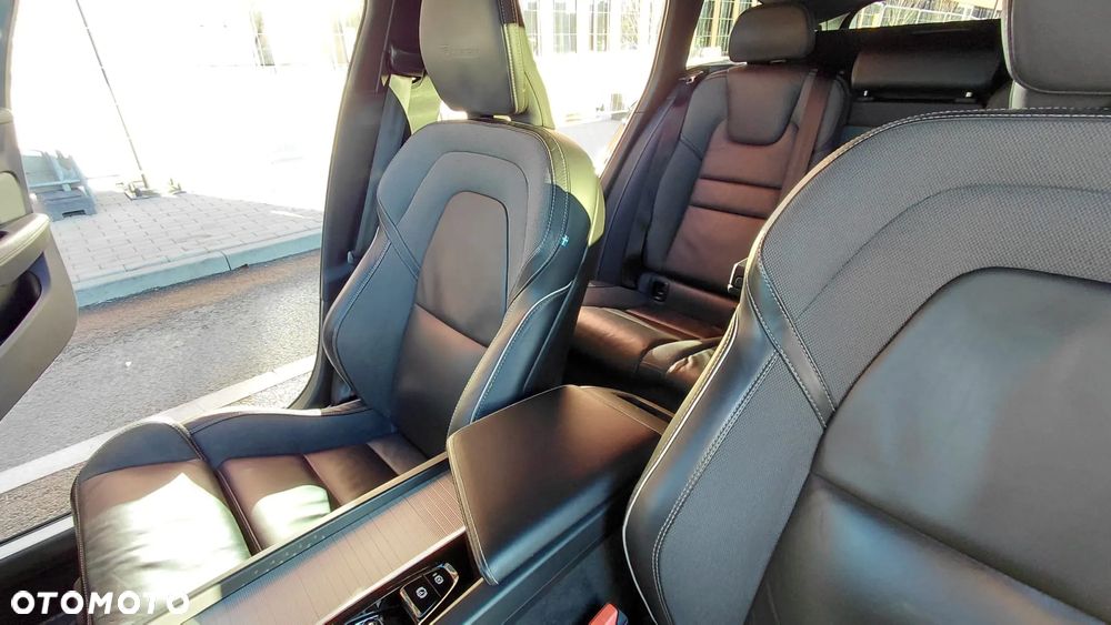 Volvo V60 T5 Geartronic R-Design - 8