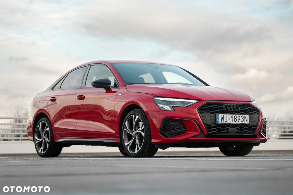Audi A3 Limousine 35 TFSI Sport S tronic - 4