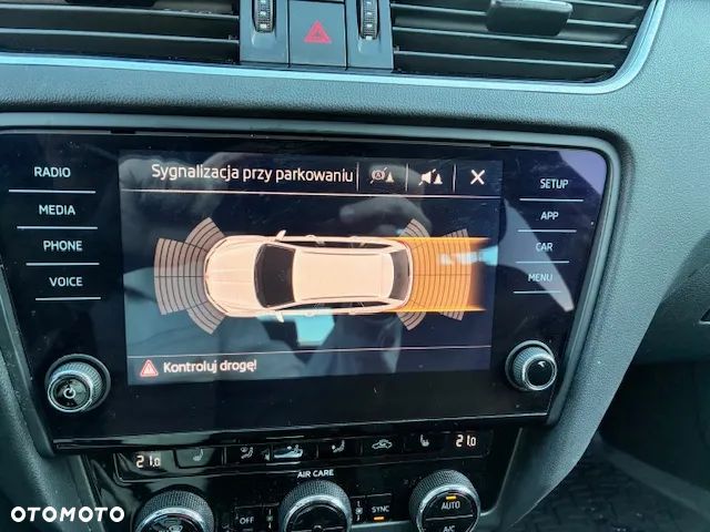 Skoda Octavia 1.4 TSI Ambition DSG - 23