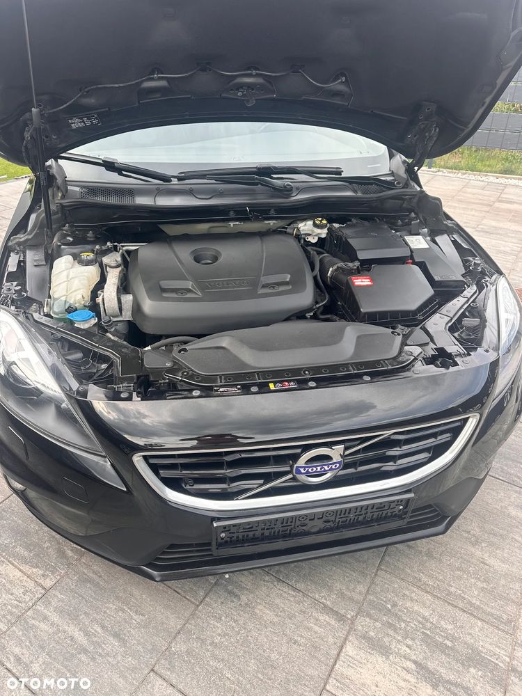 Volvo V40 T2 Drive-E R-Design Momentum - 34