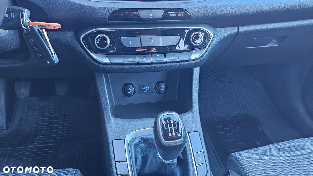 Hyundai i30 1.0 T-GDI Modern - 11