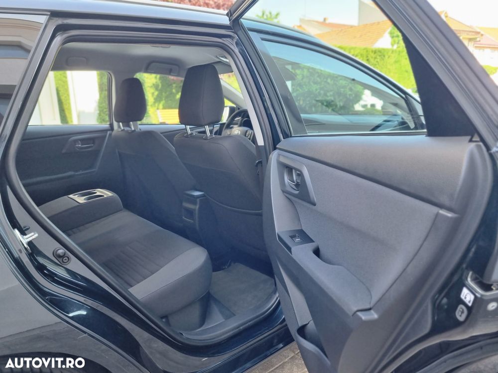 Toyota Auris 1.8 VVT-i Automatik Style Selection - 8
