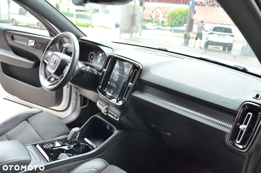 Volvo XC 40 T5 AWD Geartronic R-Design - 14
