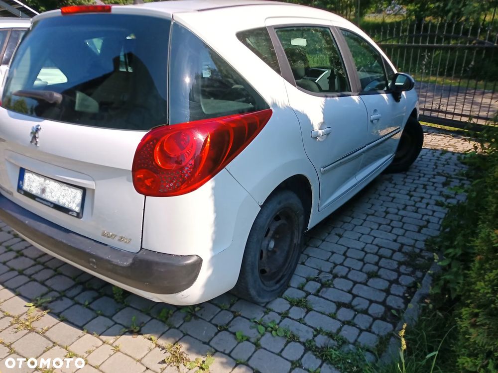 Peugeot 207 - 4