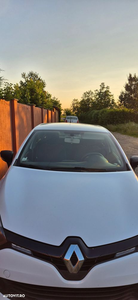 Renault Clio dCi 75 Stop & Start Expression - 1