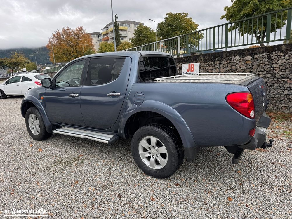 Mitsubishi L200 - 4