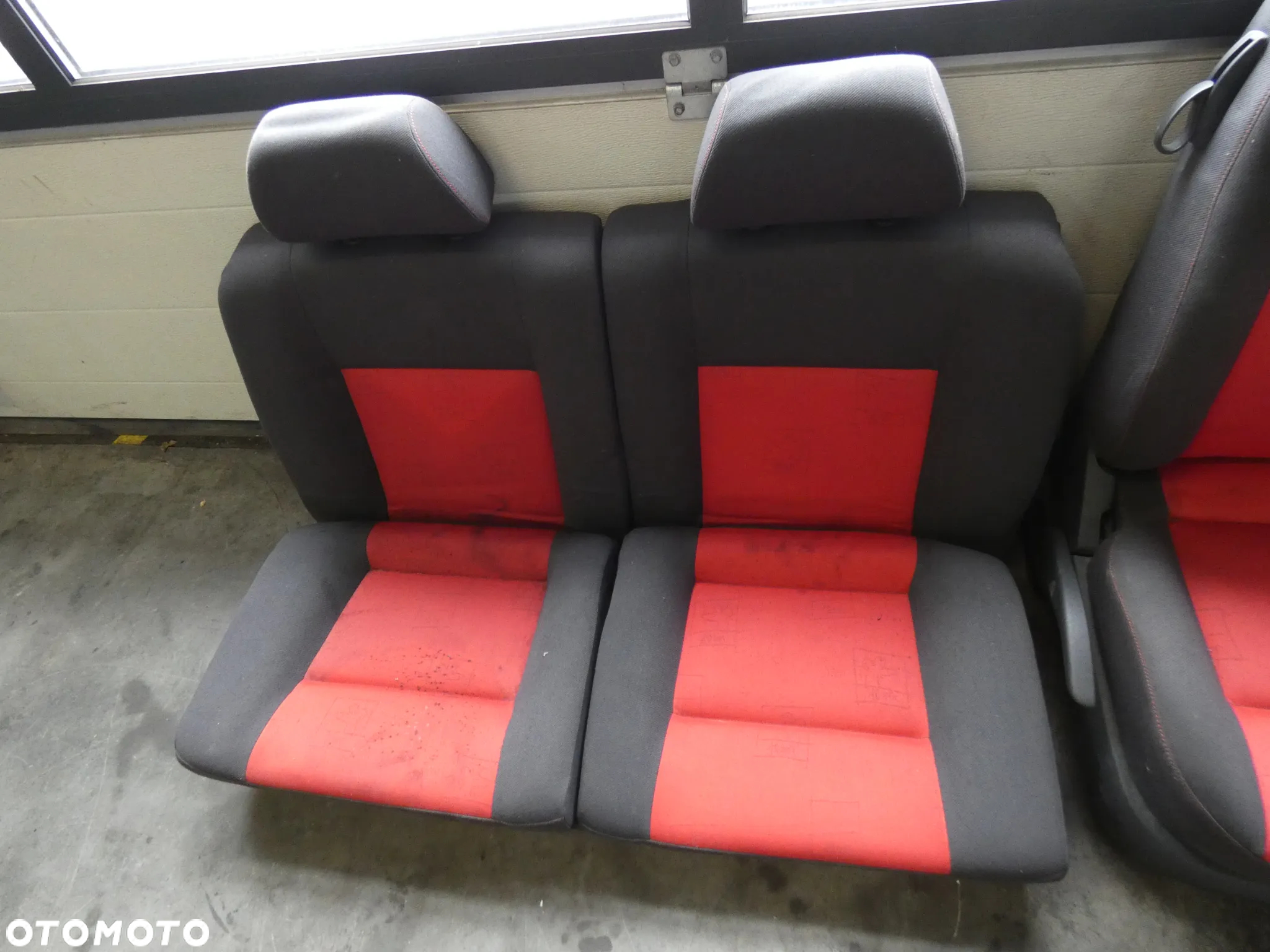 VW LUPO FOTELE PRZÓD KANAPA TYŁ KOMPLET MATERIAŁOWE CZERWONE TOM GORLICE - 10