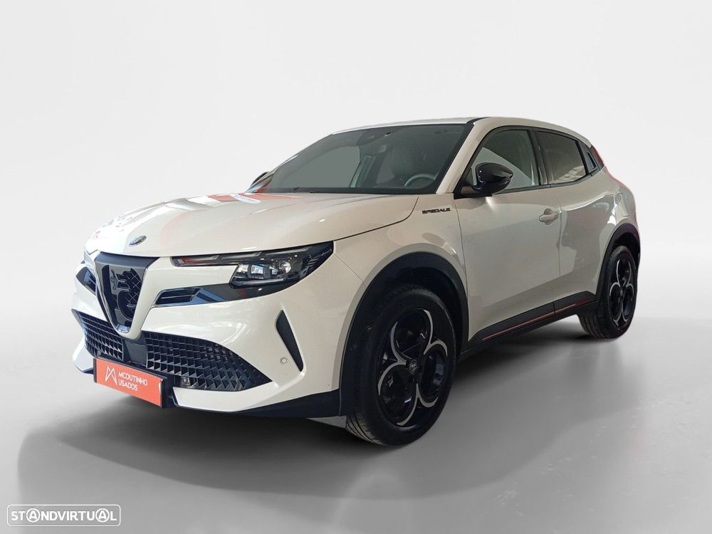 Alfa Romeo Junior 1.2 Speciale eDCT6 - 1
