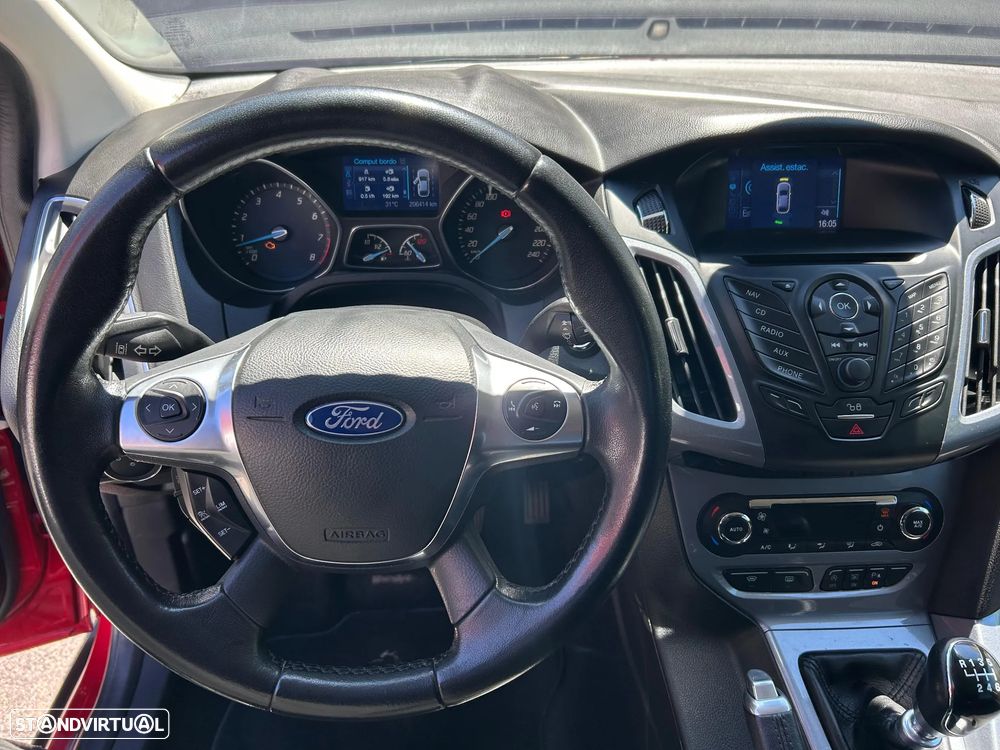 Ford Focus 1.0 EcoBoost 99g S&S Titanium - 18