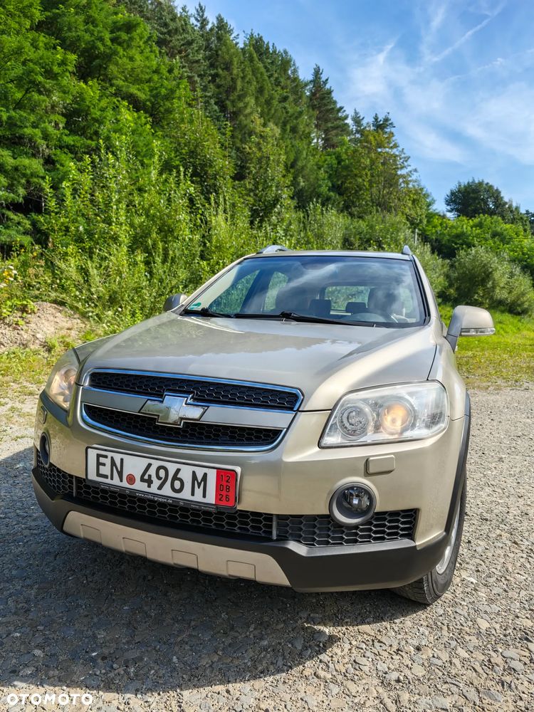 Chevrolet Captiva 2.0 d LT high 5os - 8
