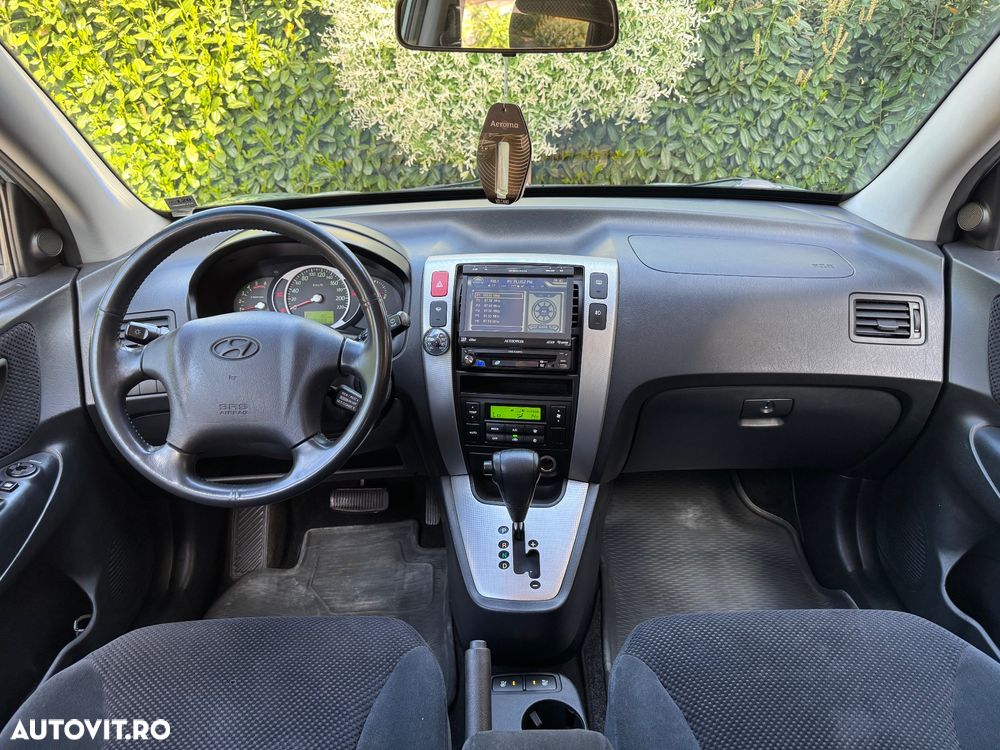 Hyundai Tucson 2.0 CRDI VGT 2WD Automatik GLS - 6