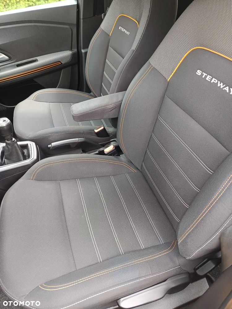 Dacia Sandero Stepway TCe 100 Prestige - 12