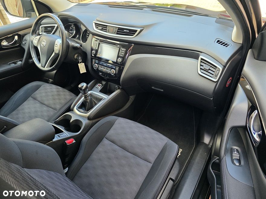 Nissan Qashqai 1.2 DIG-T N-Connecta - 20