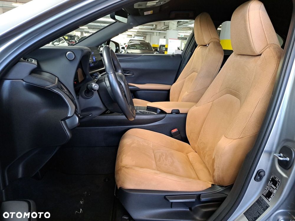 Lexus UX 250h GPF Business 2WD - 12