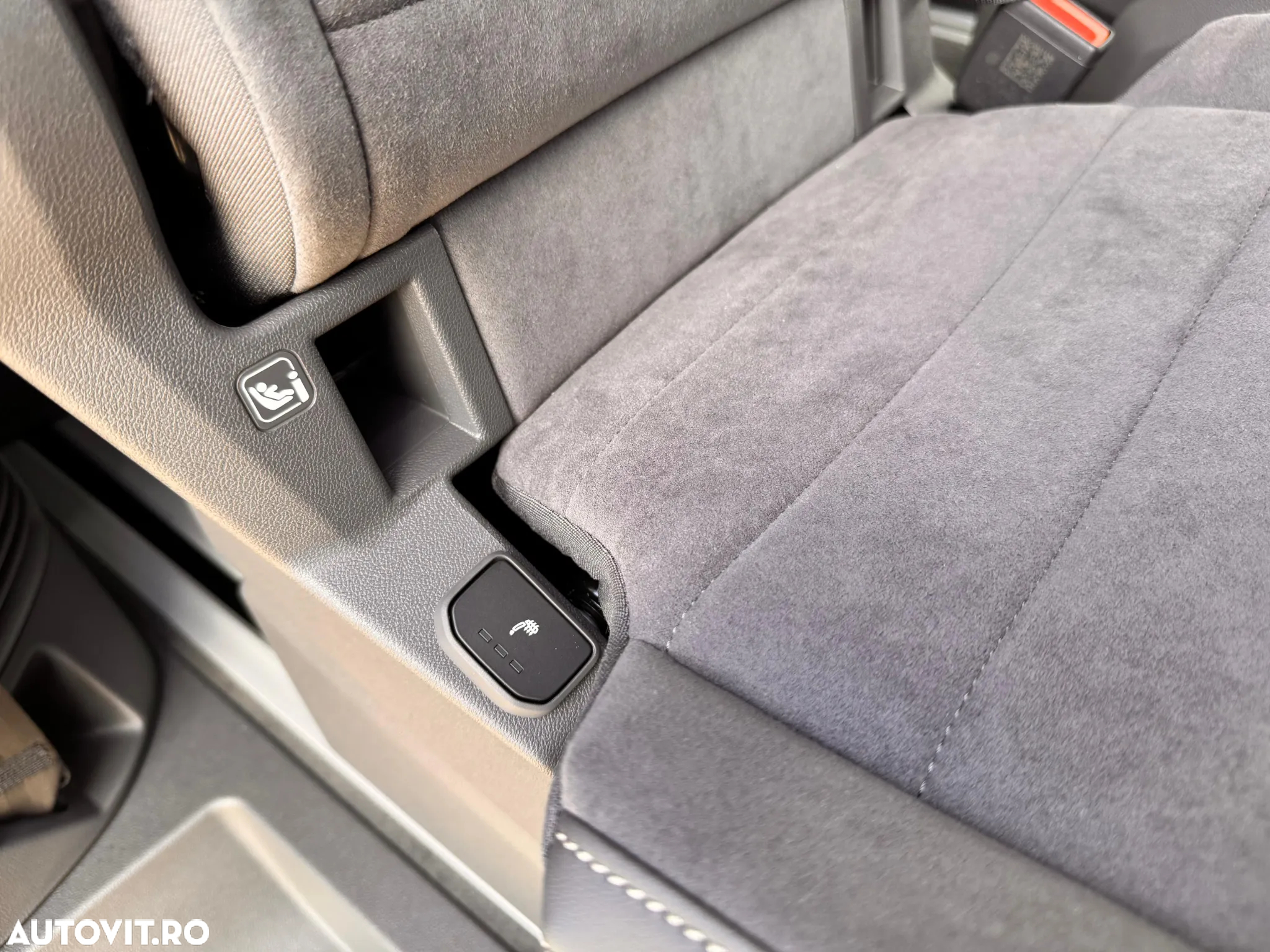 Volkswagen Multivan L 2.0 TDI DSG 110KW Style - 33