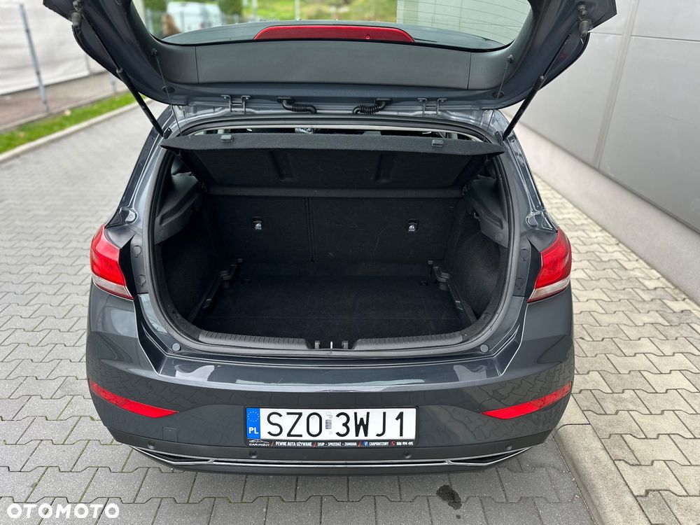 Hyundai i30 1.5 DPI Modern - 35