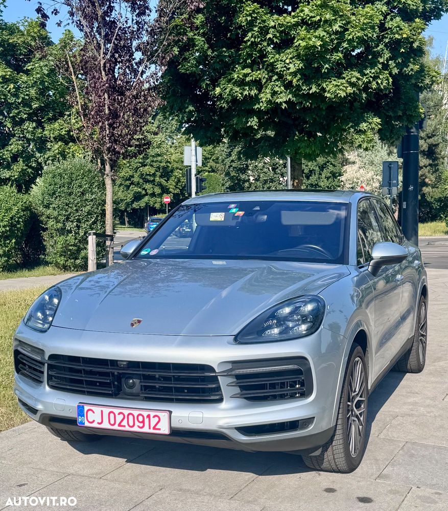 Porsche Cayenne S - 1
