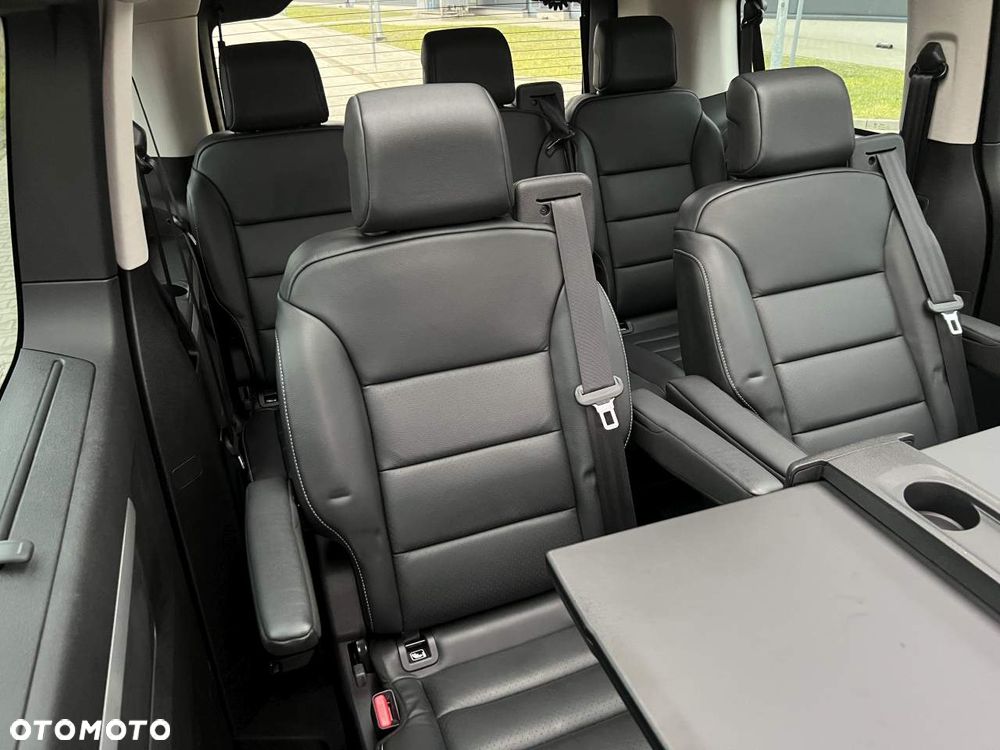 Toyota ProAce Kombi D-4D Medium 2,8t - 17