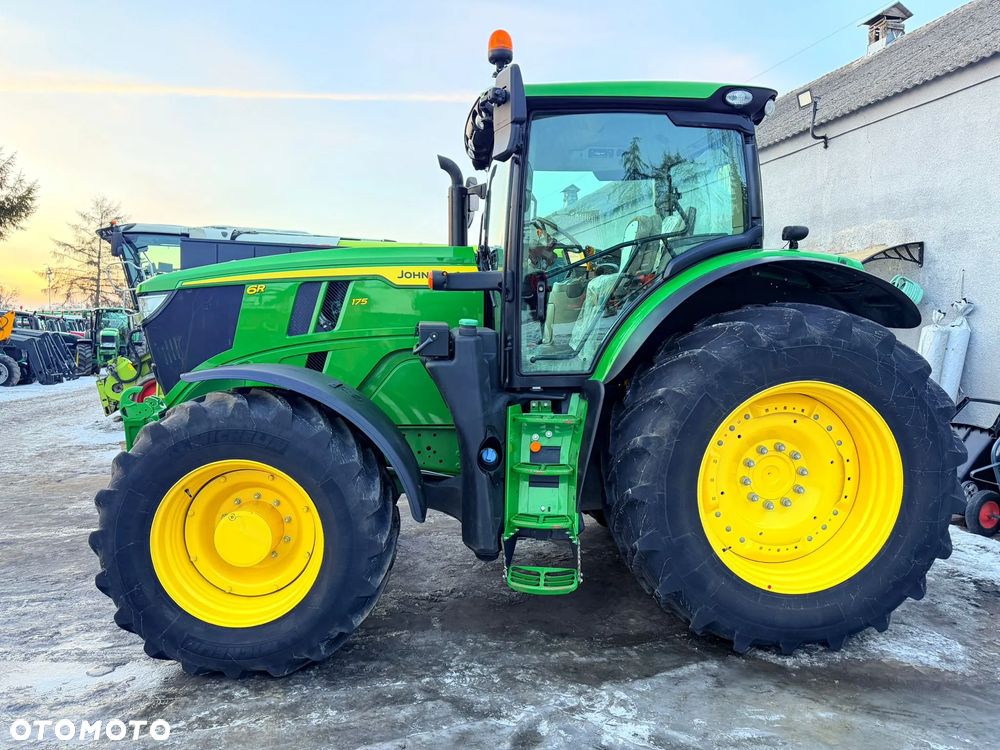 John Deere 6R175 - 10