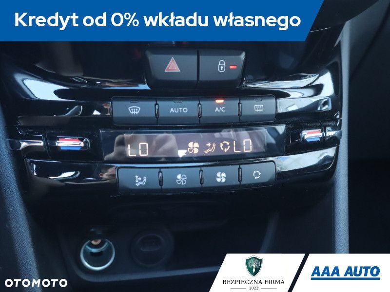 Peugeot 2008 - 14