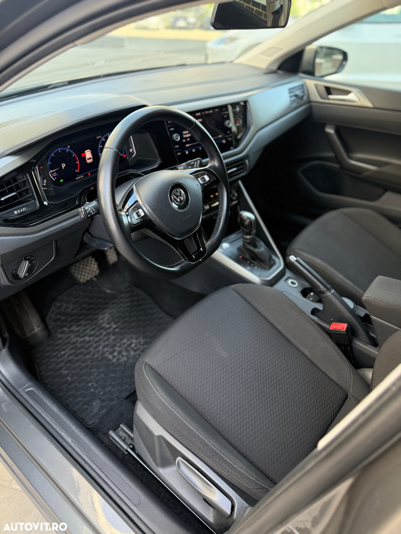 Volkswagen Polo 1.0 TSI DSG Highline - 7