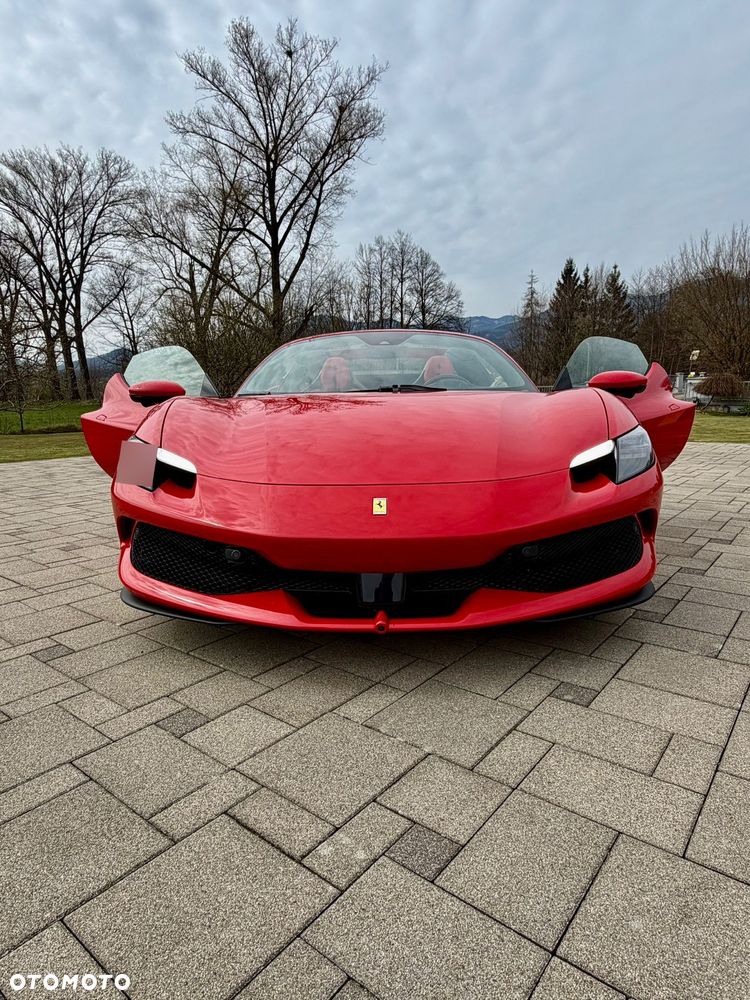 Ferrari 296 GTS - 10