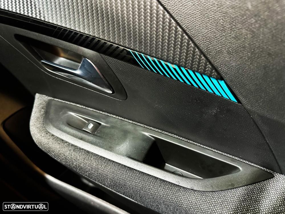 Peugeot e-208 50 kWh SE Style - 29