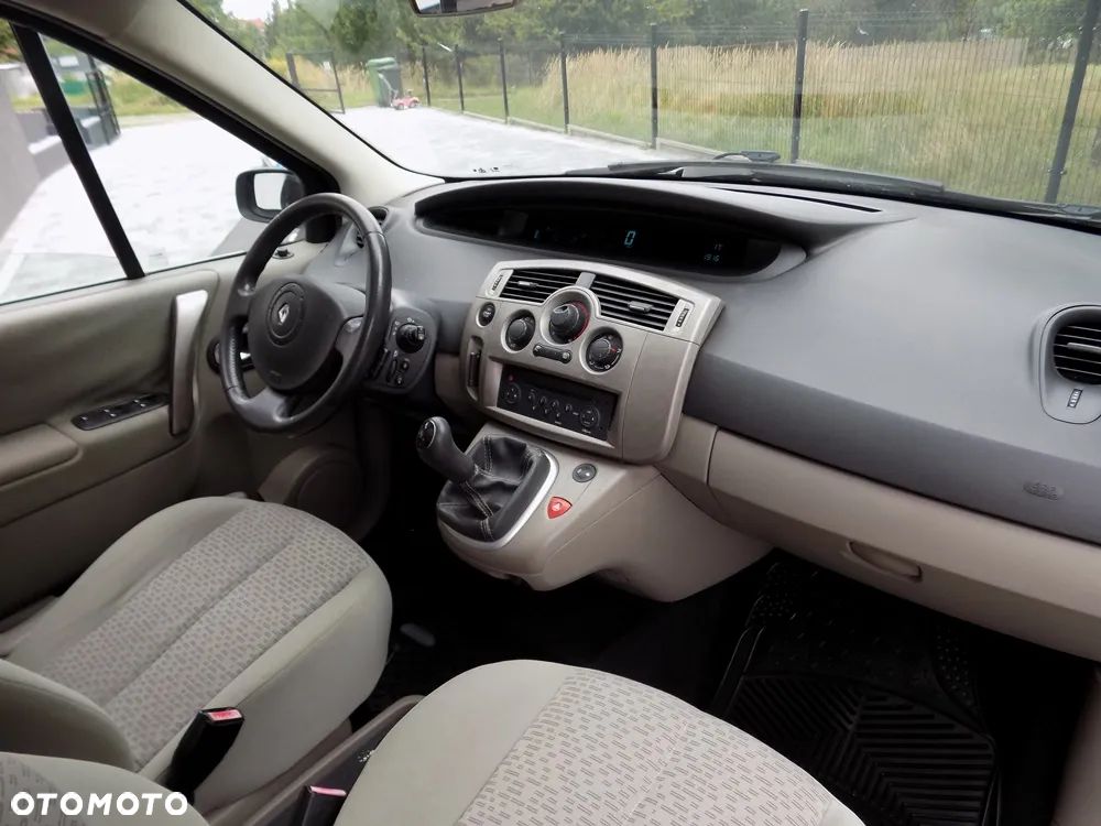 Renault Scenic 1.6 16V Avantage - 33