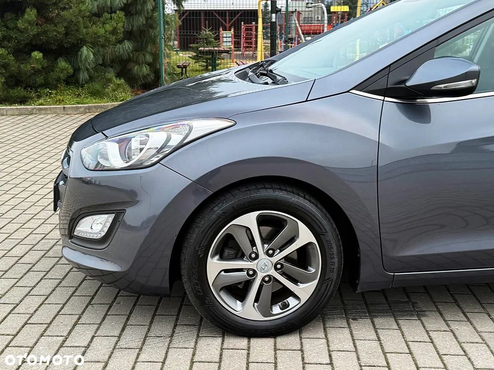Hyundai i30 1.6 CRDi Comfort - 18