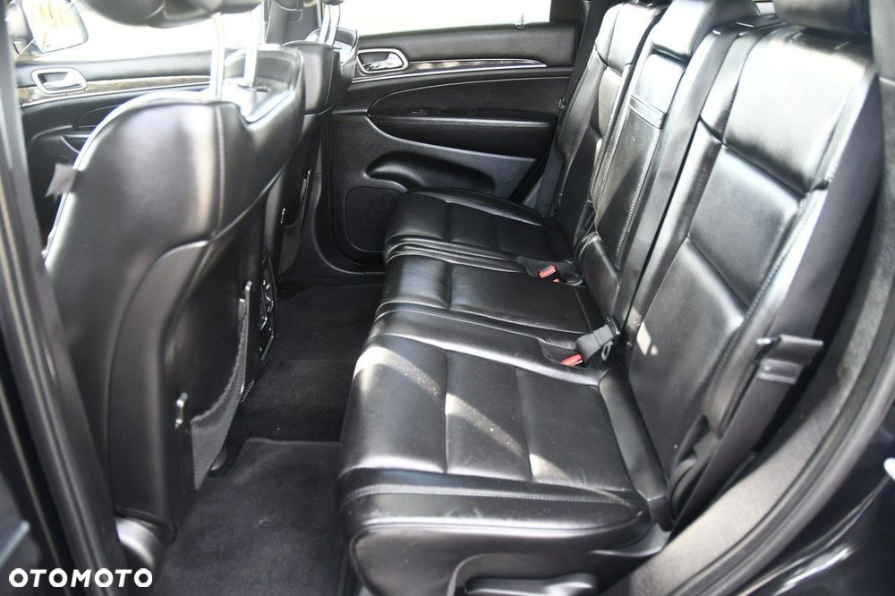 Jeep Grand Cherokee - 19